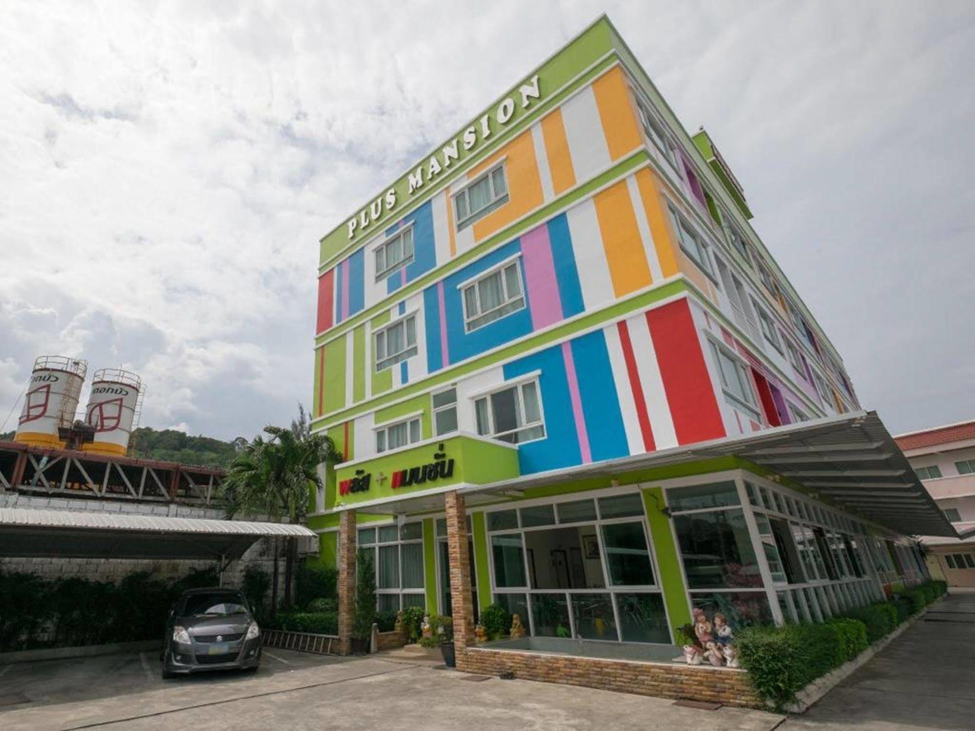 Plus Mansion Phuket Exterior photo